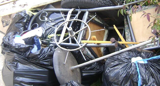 Junk Out of the Yard Junk Out of the Yard